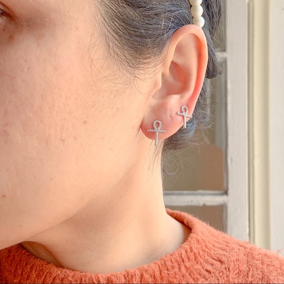 SILVER CRYSTAl EAR STUD EARRINGS CUBIC ZIRCONIA - Picture 6 of 6